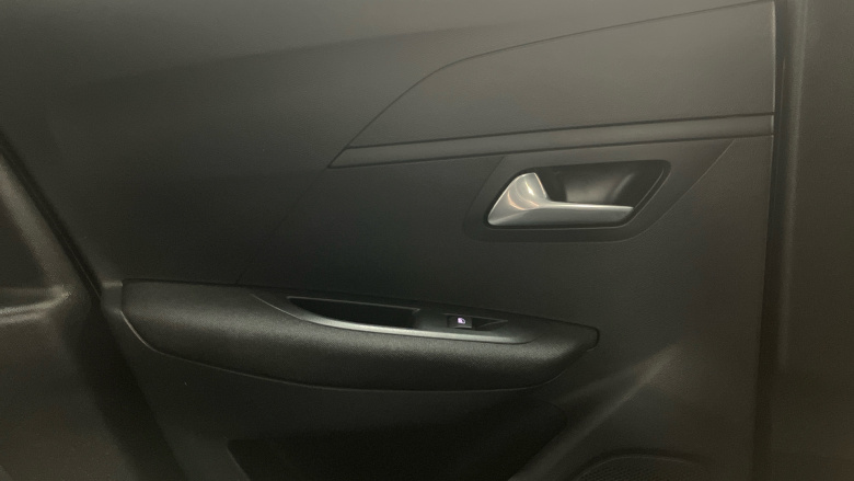 Peugeot 208 1.2 PureTech 100 Active Premium 5dr Petrol Hatchback